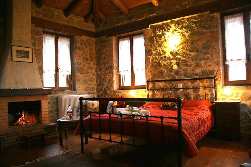 Pigi Tarlampa Hotel Ano Trikala Room photo